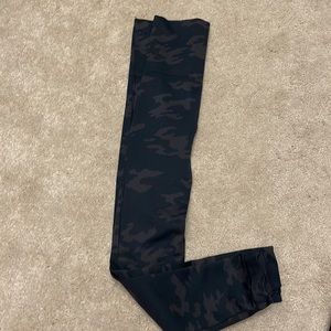 Spanx camo leggings petite small